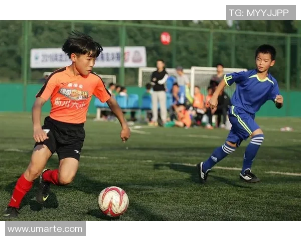 博德与兰黑姆的精彩对决揭示了足球战术的魅力与团队合作的重要性