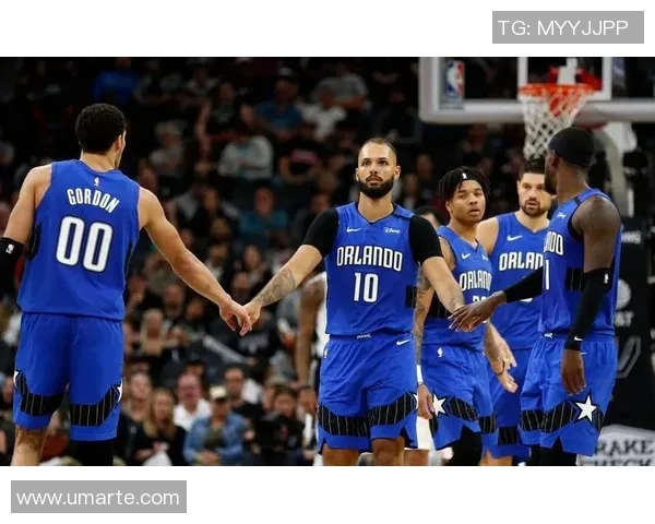 热火与魔术激战正酣10月18日NBA赛场精彩对决引发球迷热议